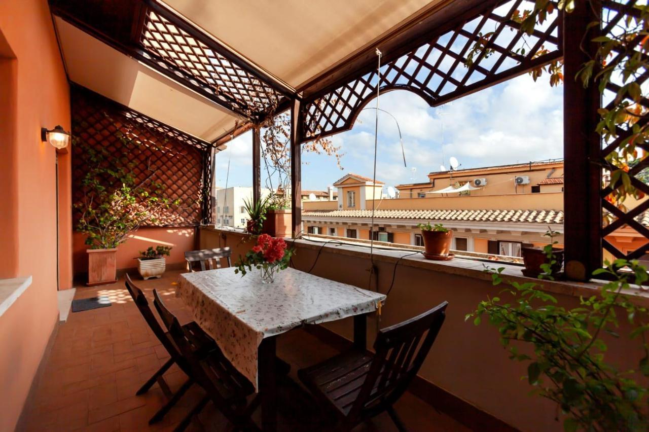 Cavalleggeri House Rome Exterior photo